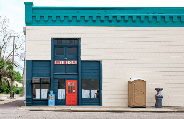 Best Affordable portable toilet rental  in Hoquiam, WA